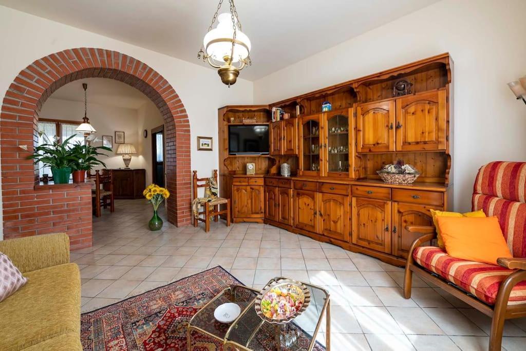 Casa Vacanze Santa Maria Certaldo Exterior foto